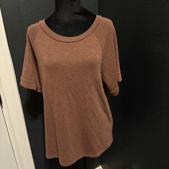 bombom Tops - BOMBOM Short Sleeve Casual Top
